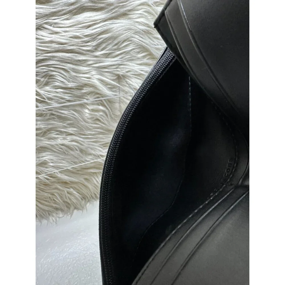 Marc Jacobs Wallet - Picture 6 of 6